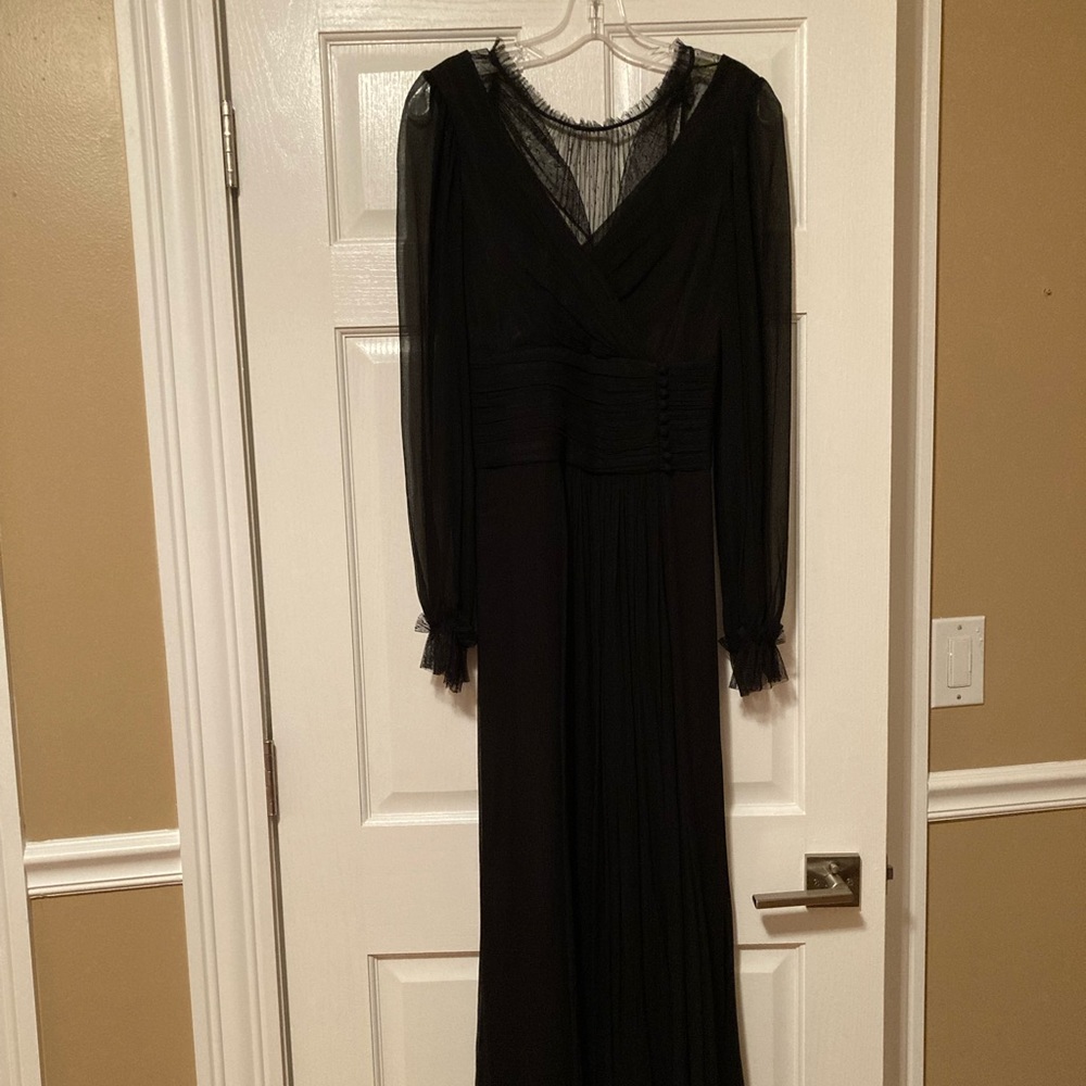 BCBG BLACK MAXIDRESS SIZE 2